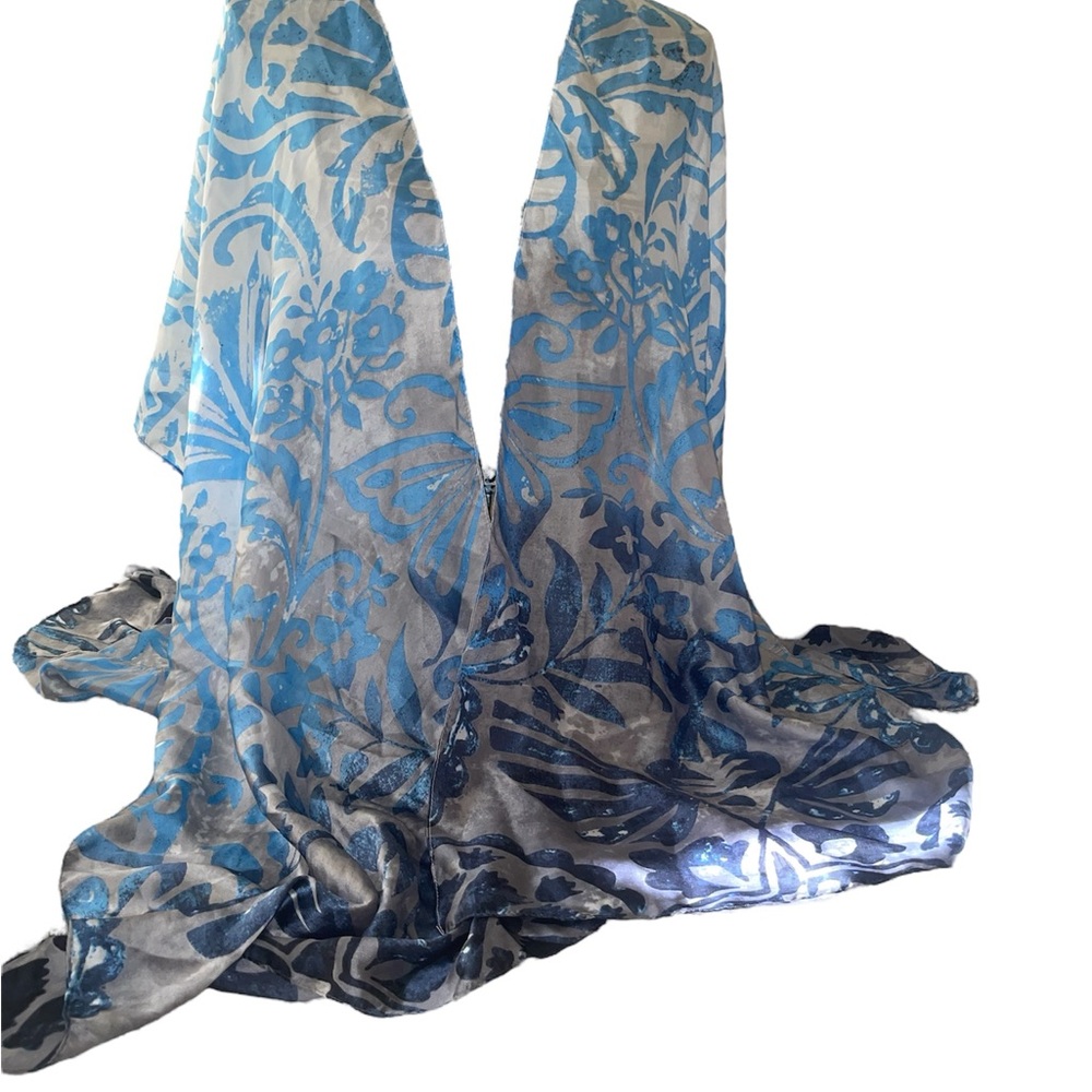 Elegant Blue and Gray Floral Silky Kimono